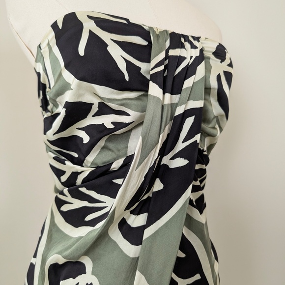 Zara Women Sleeveless Blouse Strapless Asymmetrical Bandaeu - Picture 3 of 13